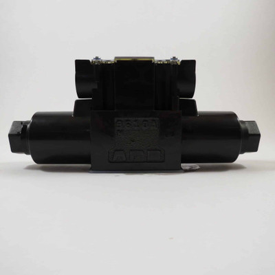 Yuken JIS Solenoid Operated Directional Valve for Hydraulic Systems (DSG-01-2D2-R110-70)