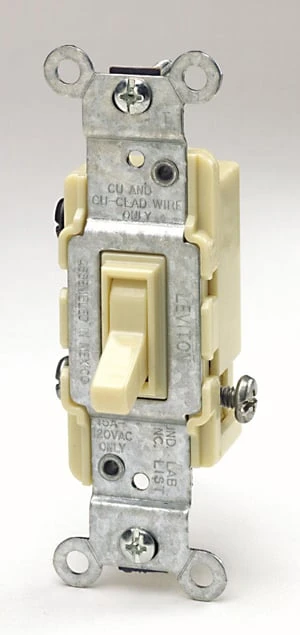 Commercial 15a Ivory Grounded Quiet 4-way Switch